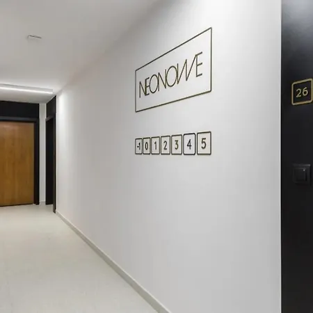 Lägenhet Neon Ii *