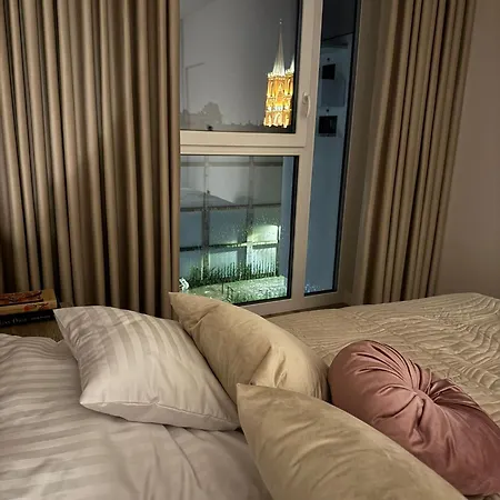 Διαμέρισμα Neon Ii Ζεστοκόβα