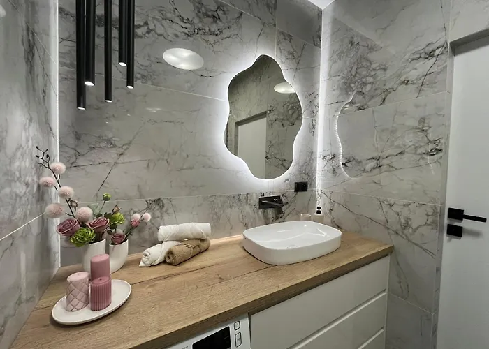 Neon Ii * Čenstochová